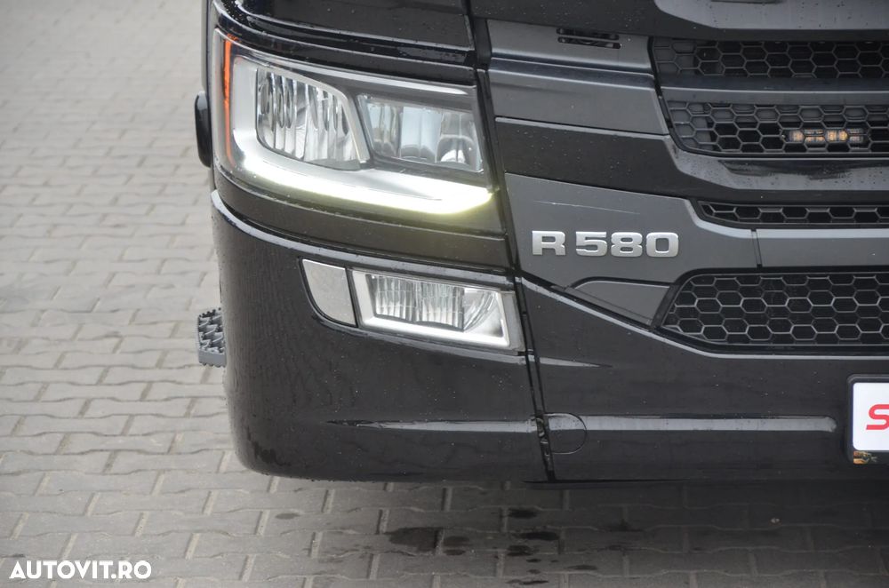 Scania R 580 / V8 / 4 PODUSZKI / KLIMA P. / NAVI /FULL LED / ACC / 7410 - 7