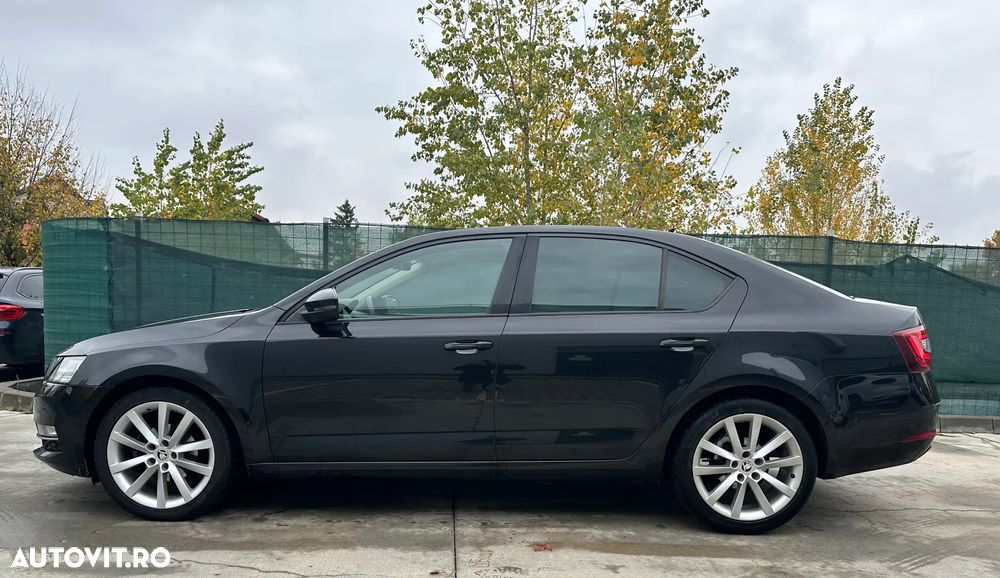 Skoda Octavia 1.6 TDI DSG Style - 9