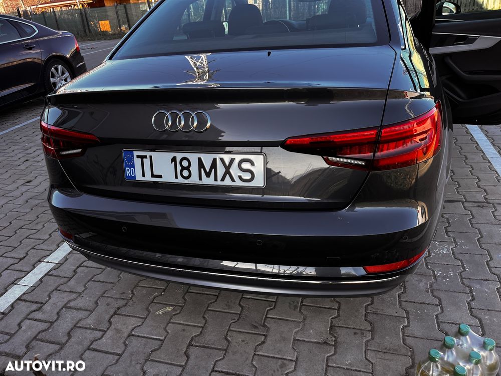 Audi A4 2.0 TDI ultra S tronic - 8