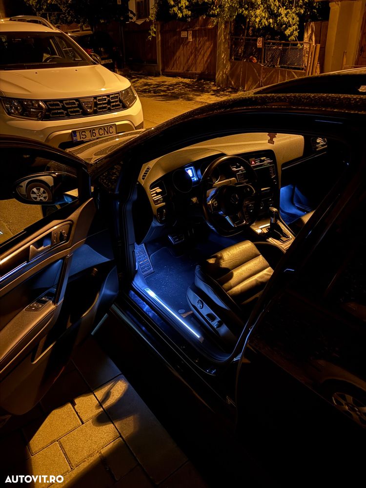 Volkswagen Golf - 12