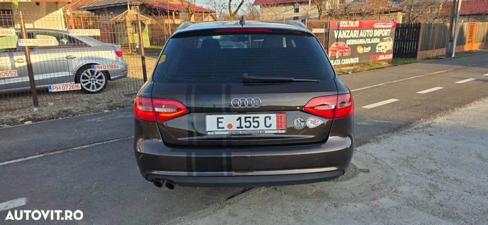 Audi A4 2.0 TDI DPF multitronic S line Sportpaket - 7
