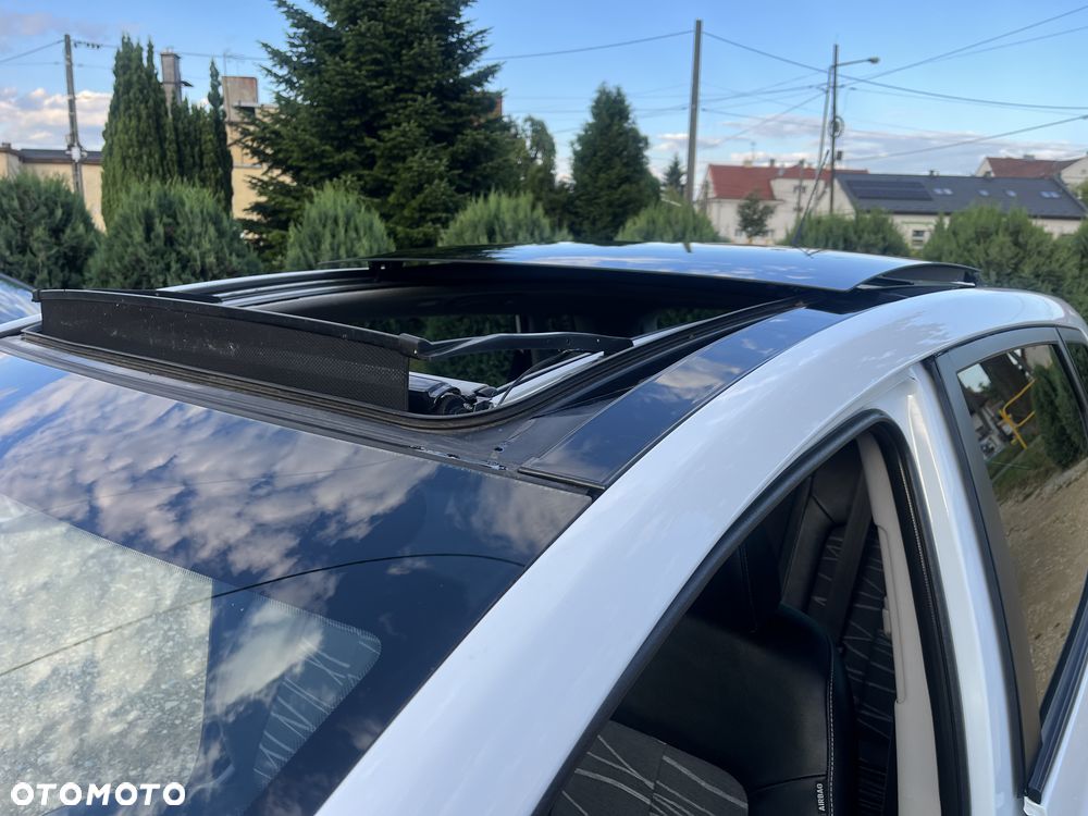 Kia Venga 1.6 CVVT Platinum Edition - 27