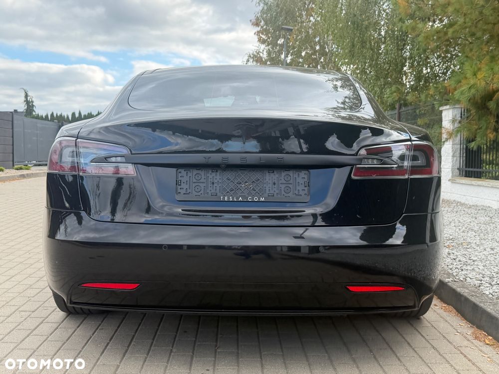Tesla Model S Standard Reichweite - 29