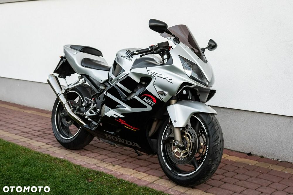 Honda CBR