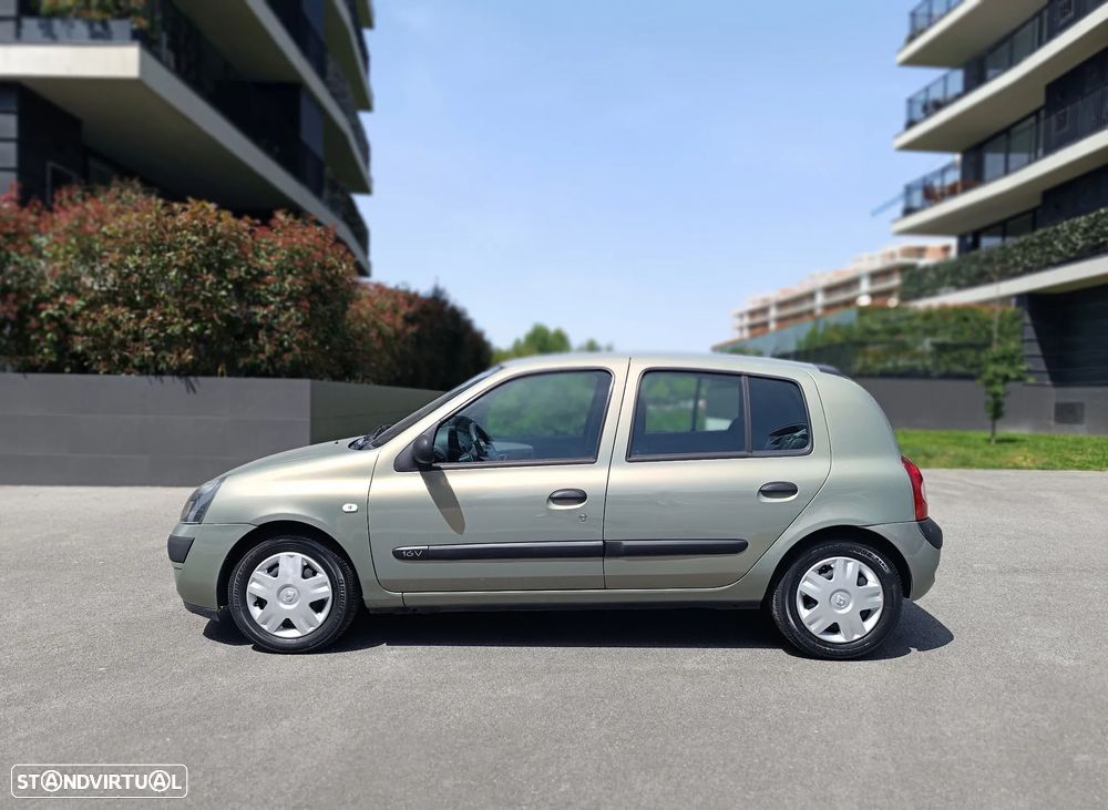Renault Clio 1.2 16V SE Extreme Quickshift - 12