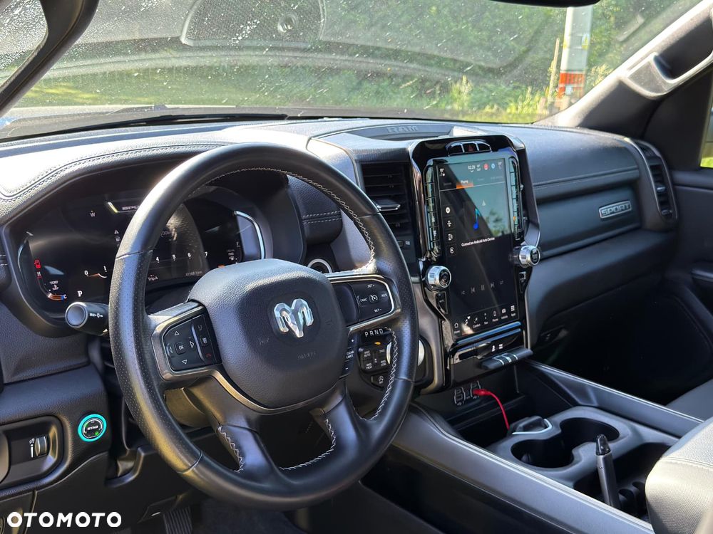 Dodge RAM 5.7 4x4 - 36
