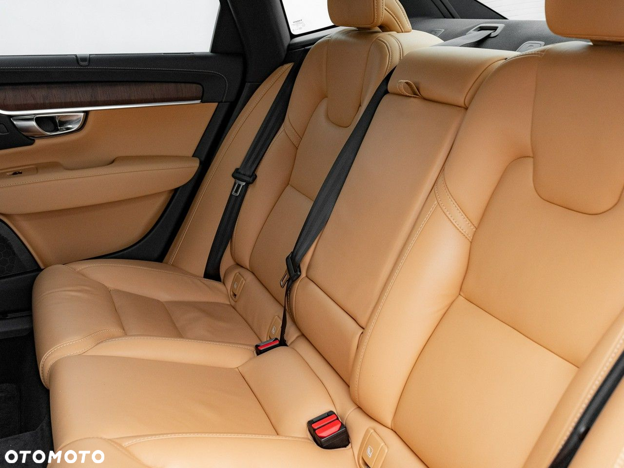 Volvo S90 - 29