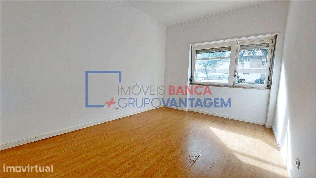 Apartamento T2, Rio de Mouro, Sintra - Grande imagem: 2/27