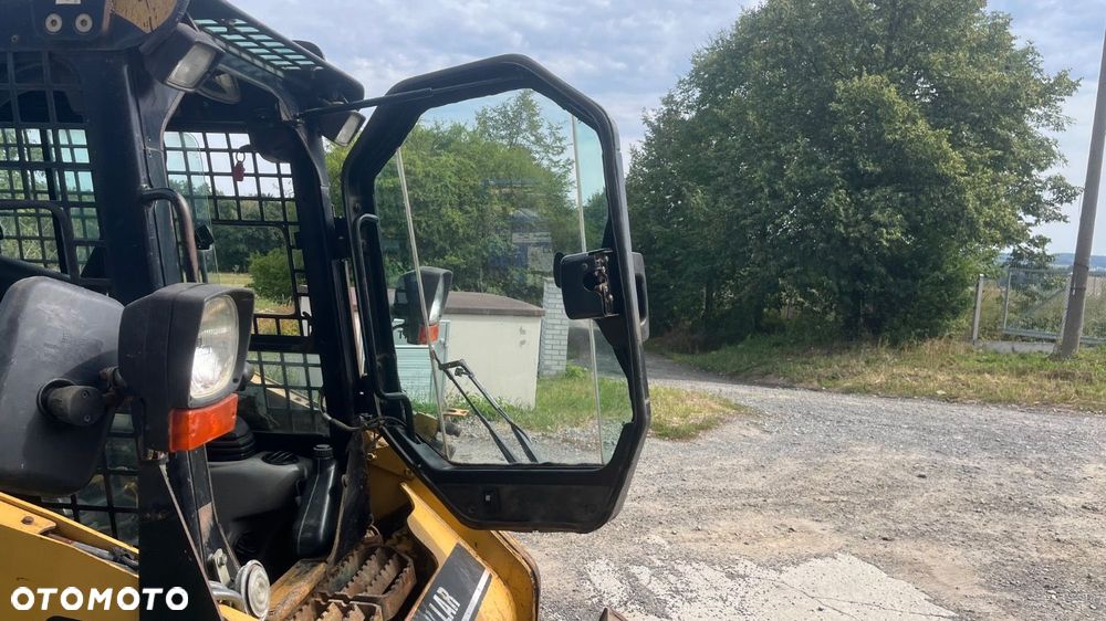 Caterpillar 242 B 4X4 - 9