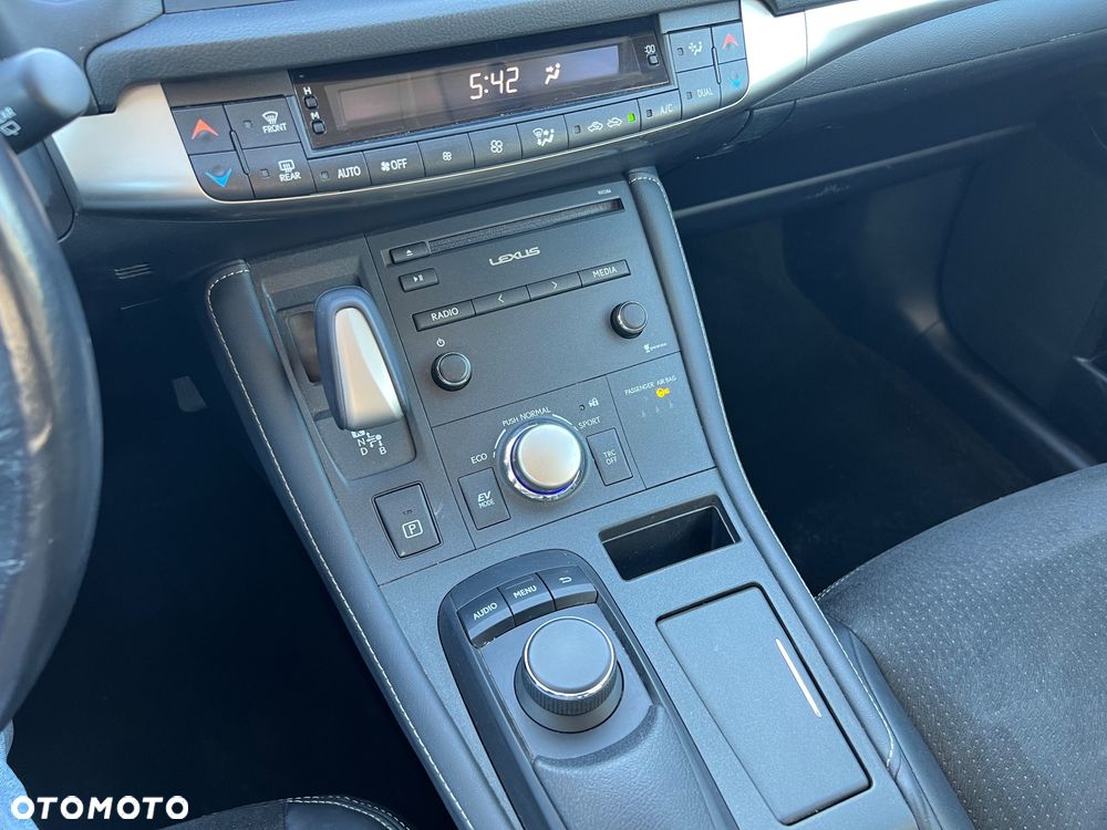 Lexus CT ver-200h-eco-elite - 11