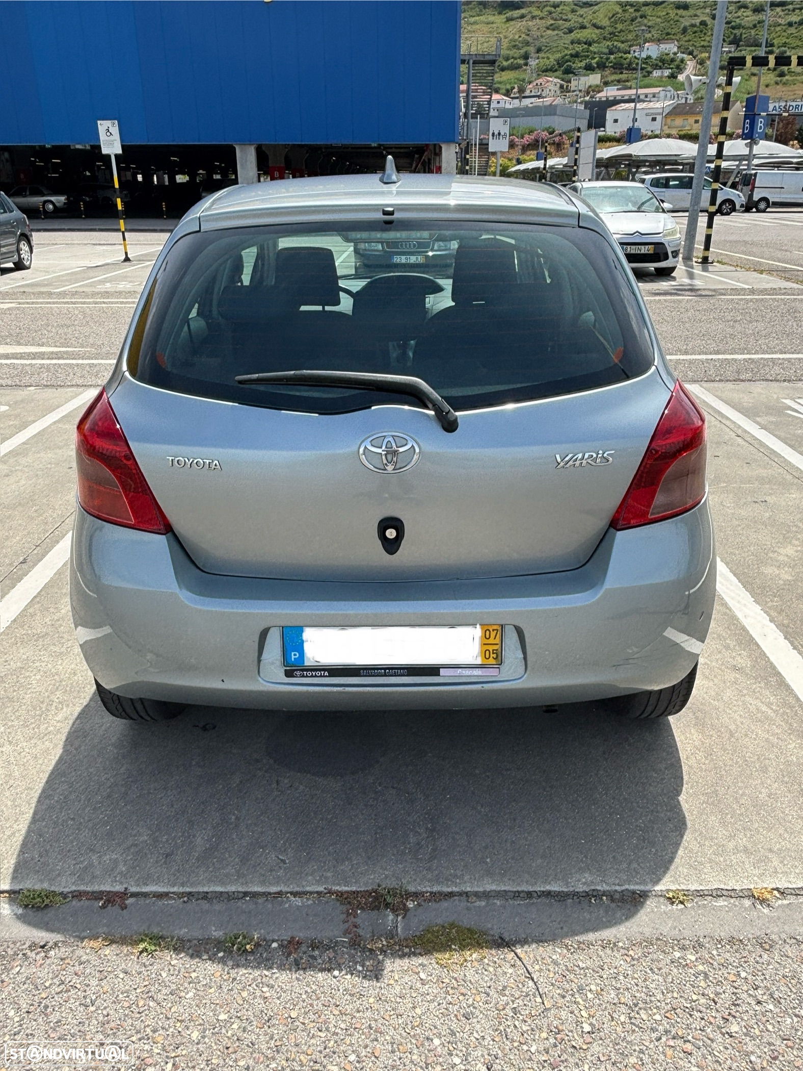 Toyota Yaris 1.0 VVT-i AC Manual - 5