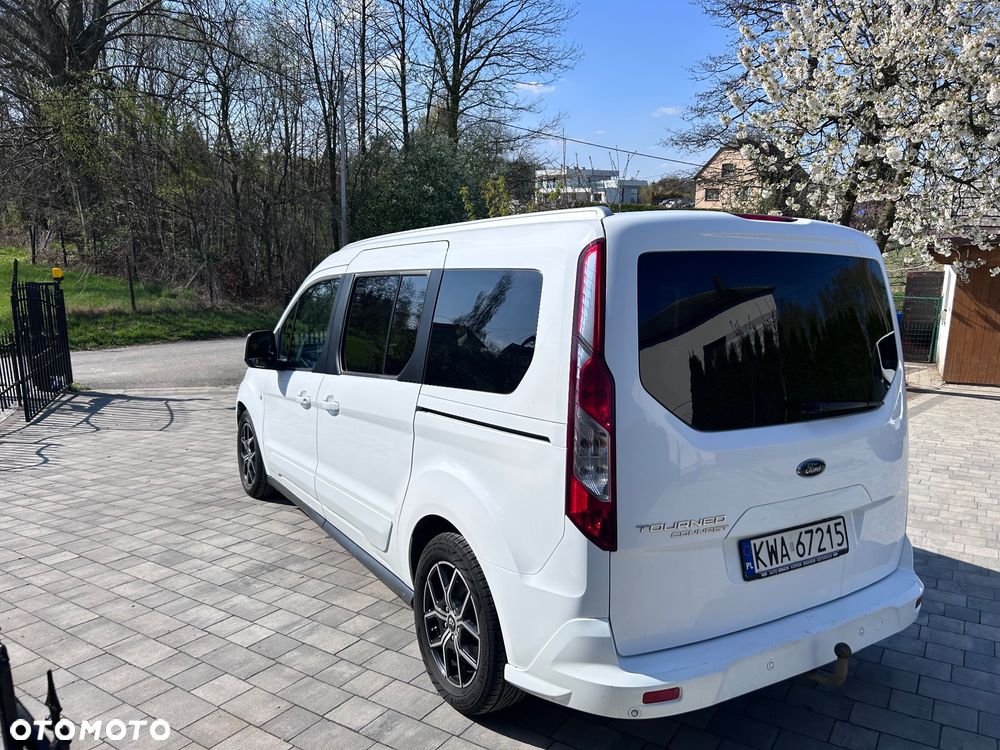 Ford Tourneo Connect 1.5 TDCi Titanium - 2