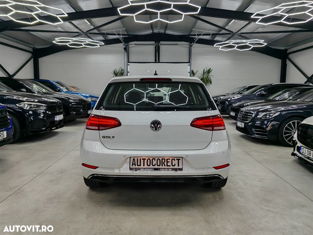 Volkswagen Golf 2.0 TDI (BlueMotion Technology) DSG Comfortline - 30