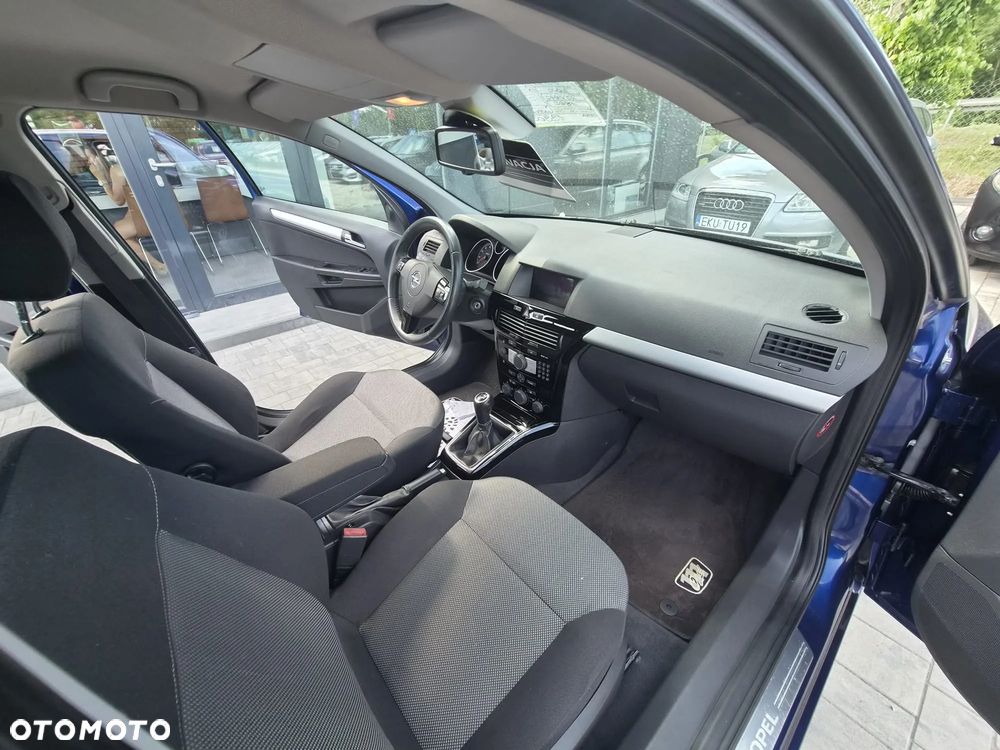 Opel Astra 1.8 - 25