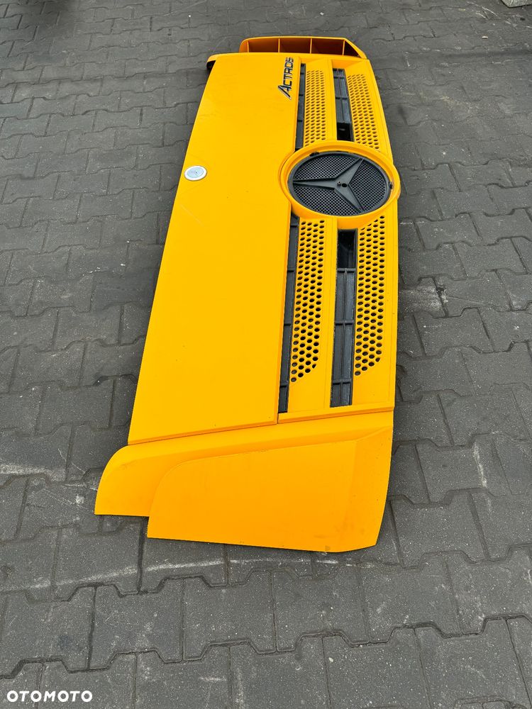 Kompletna maska, atrapa, antrapa, grill, policzki Mercedes Actros - 6