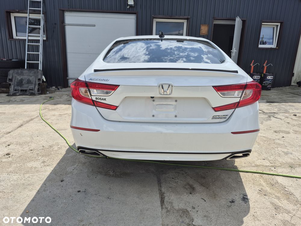 Honda Accord - 4
