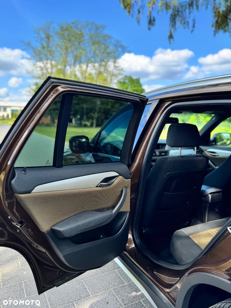 BMW X1 xDrive20d - 27