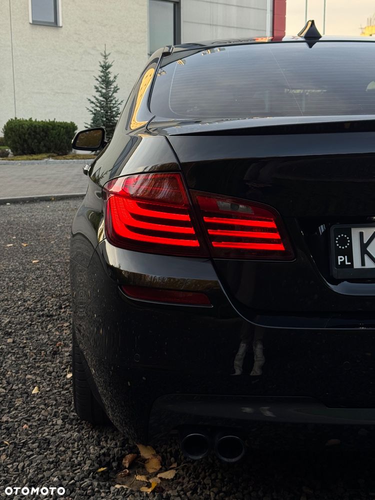 BMW Seria 5 530d xDrive - 9