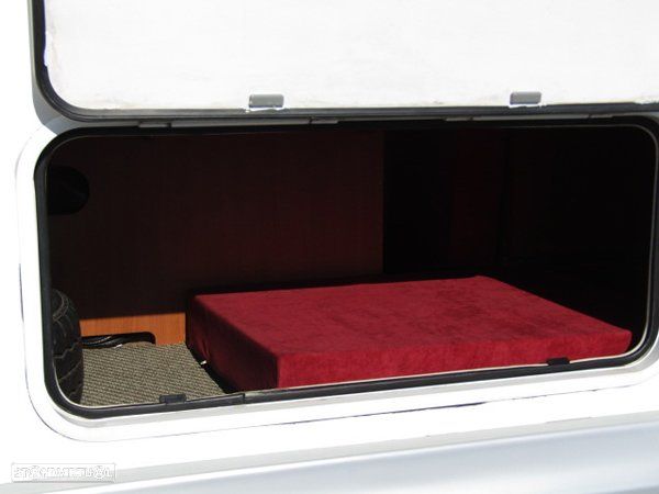 McLouis Tandy 672 Cama central - 15