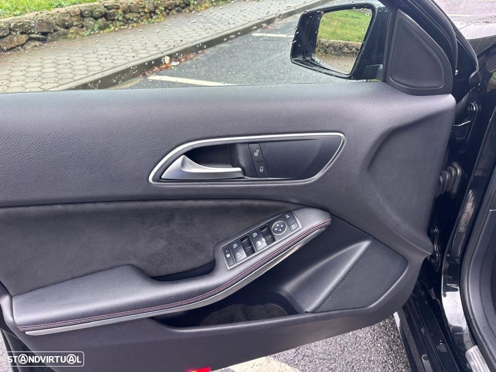 Mercedes-Benz A 180 CDI BE Edition AMG Line - 16