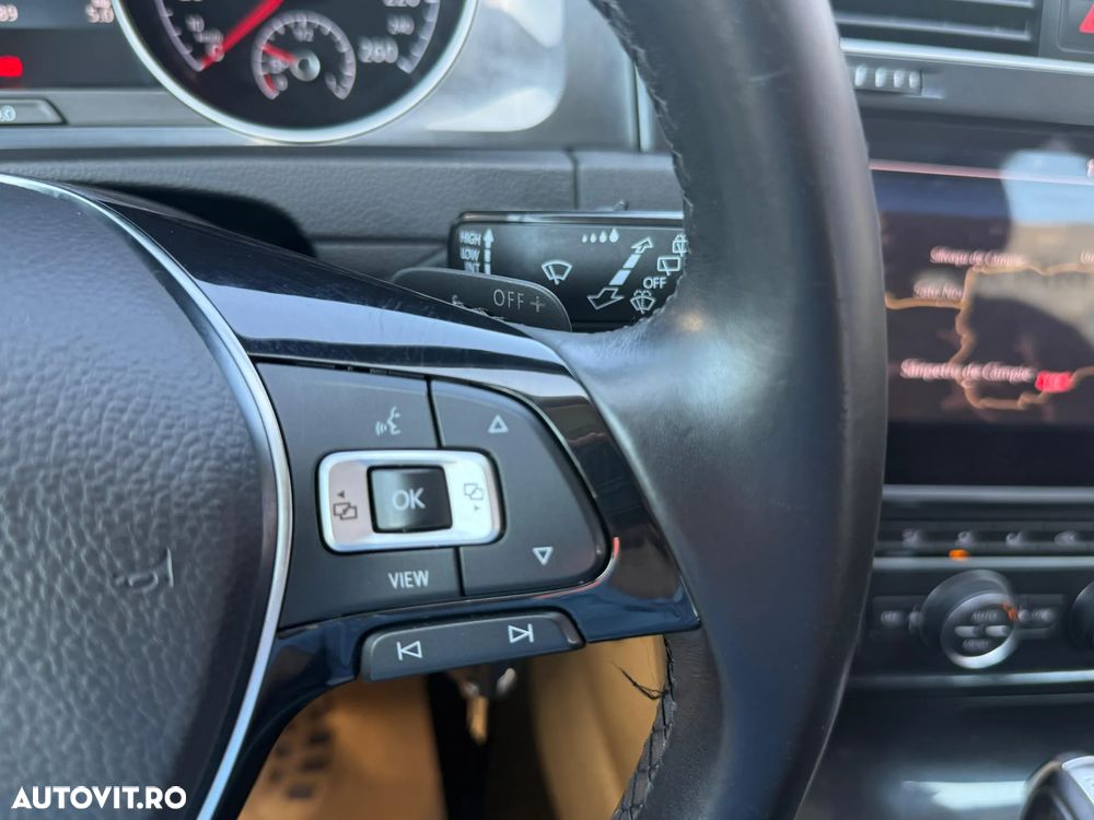 Volkswagen Golf 1.6 TDI DSG Comfortline - 11