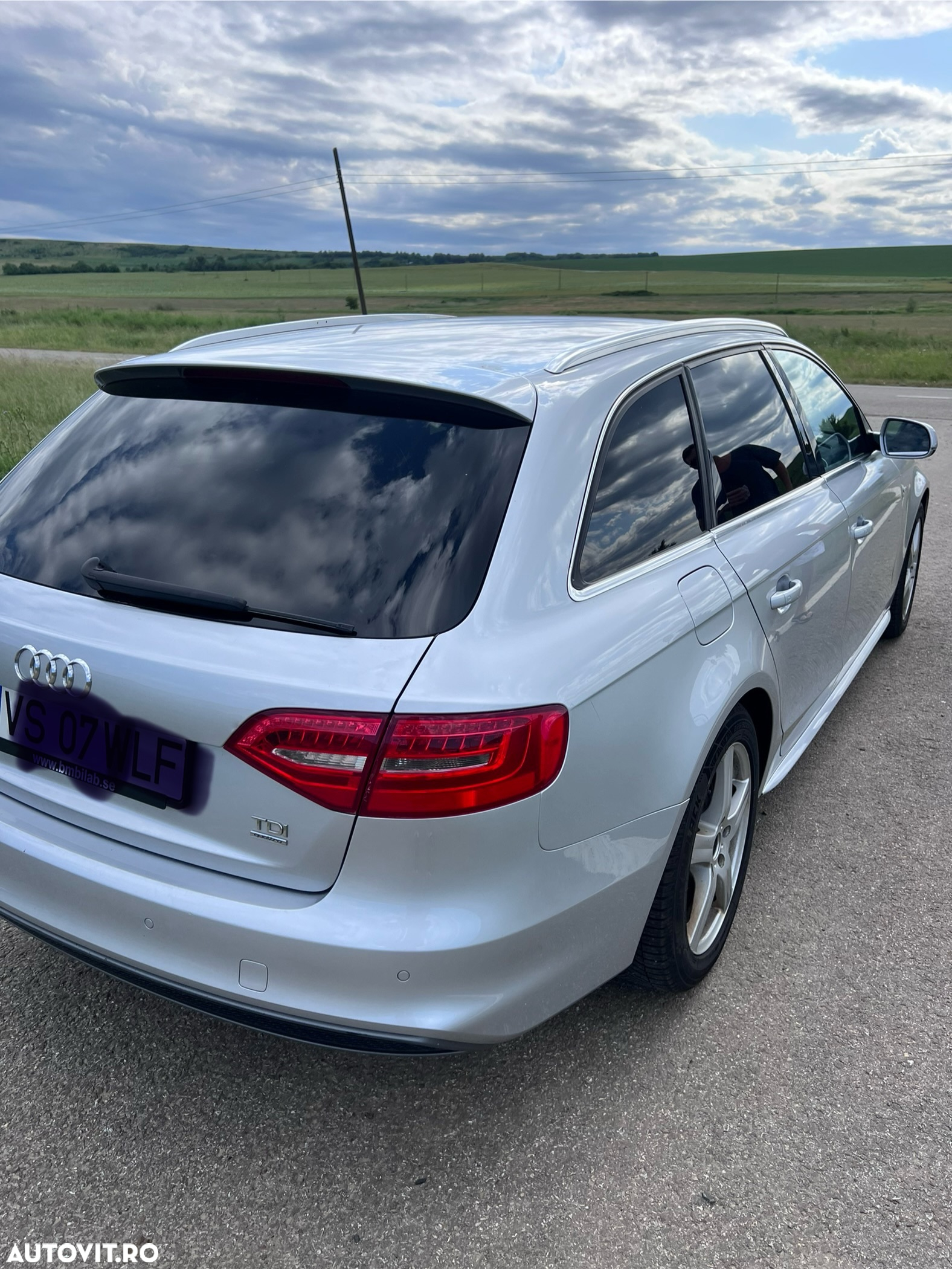 Audi A4 Avant 2.0 TDI DPF multitronic Attraction - 3