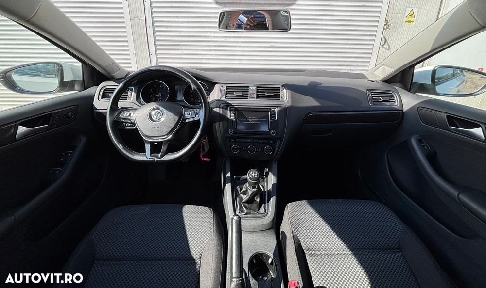 Volkswagen Jetta 1.4 TSI Comfortline - 4