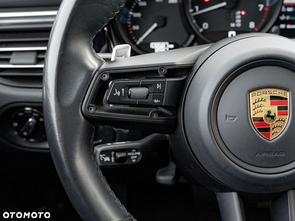 Porsche Macan T - 17