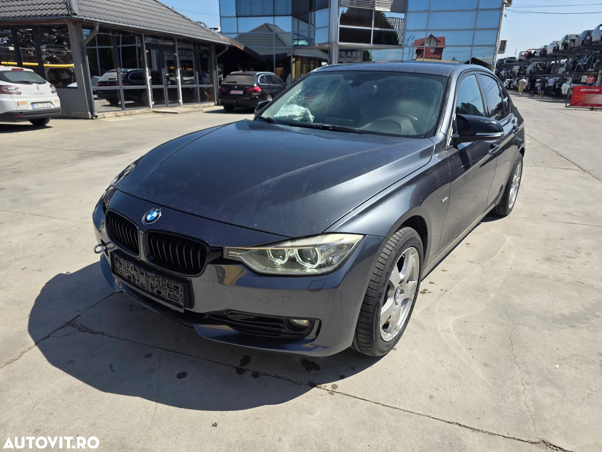 BMW Seria 3 320d xDrive - 1