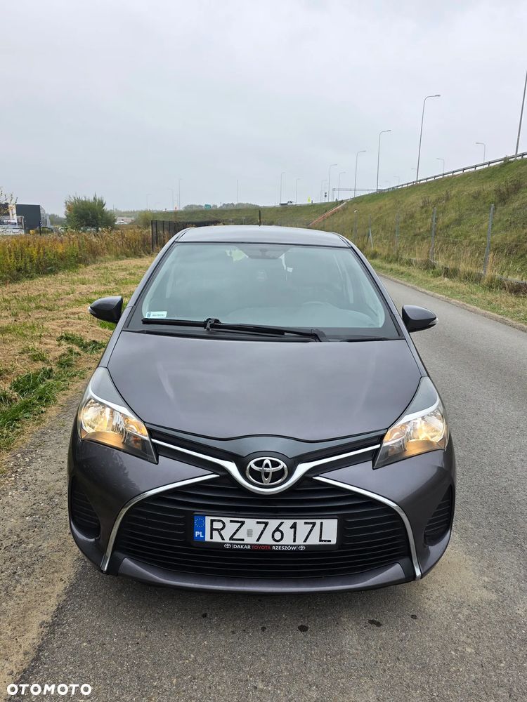 Toyota Yaris 1.33 Premium - 1
