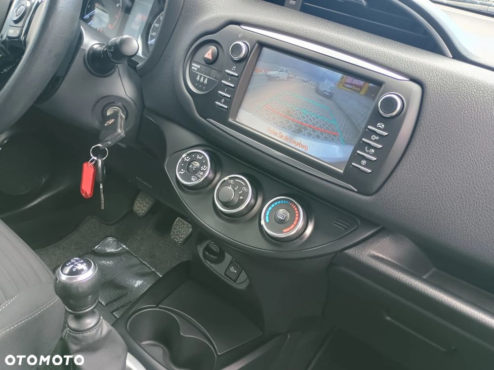 Toyota Yaris 1.5 Life - 16