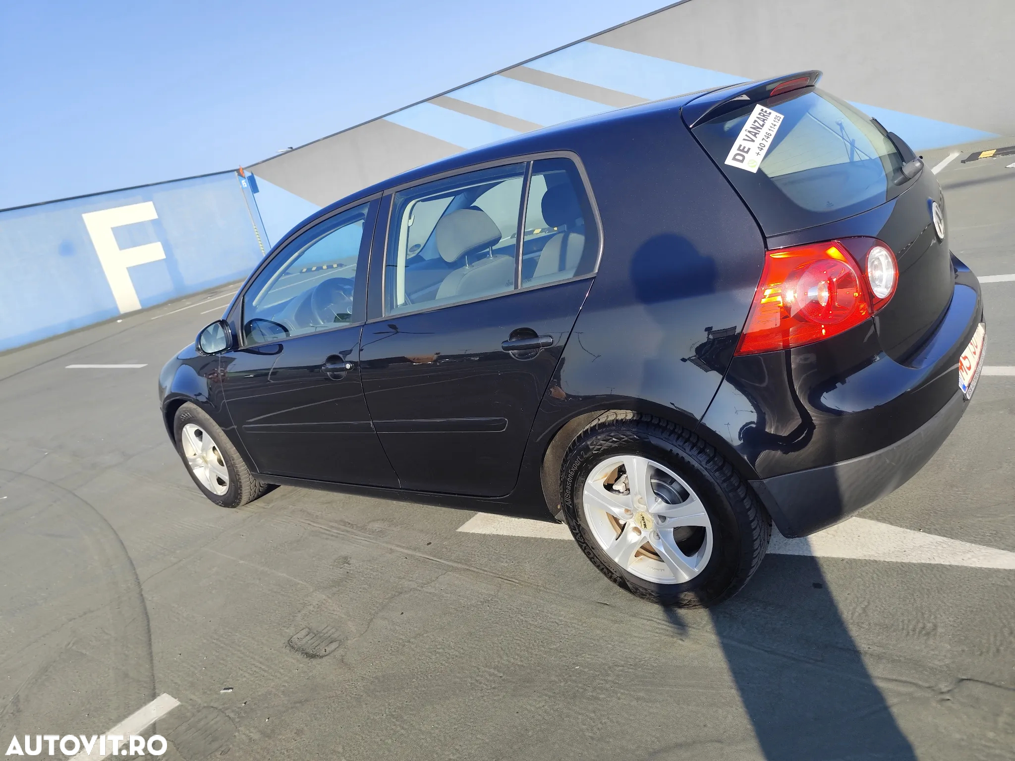 Volkswagen Golf Sportsvan - 3