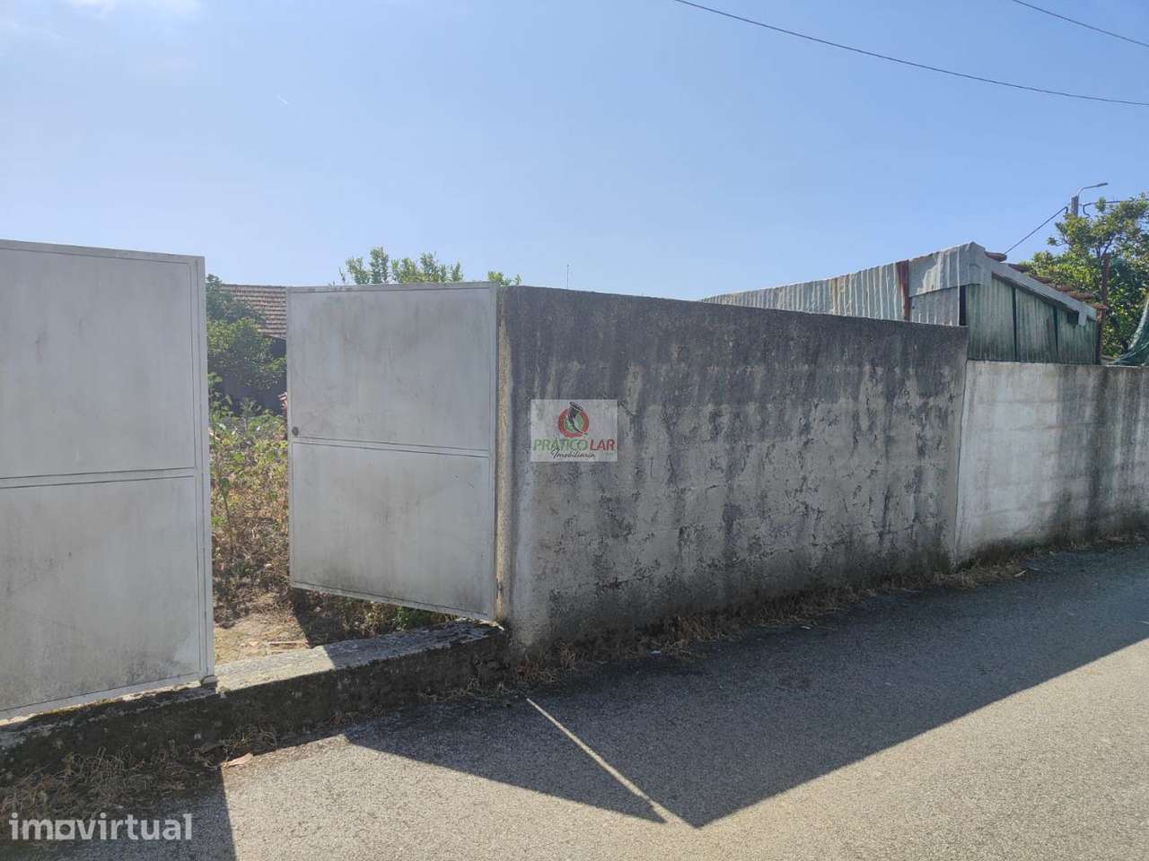 Moradia para restaurar  com terreno para construção em Nariz - Grande imagem: 4/31