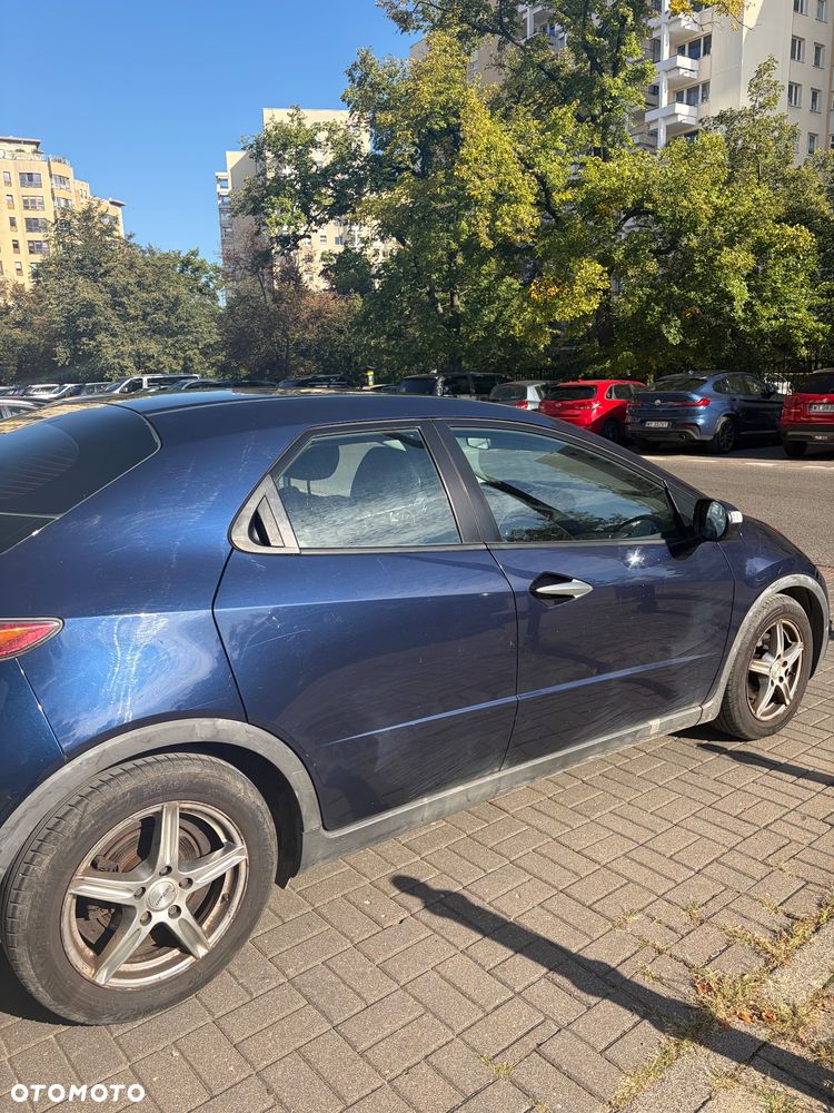 Honda Civic 1.8 Executive - 5