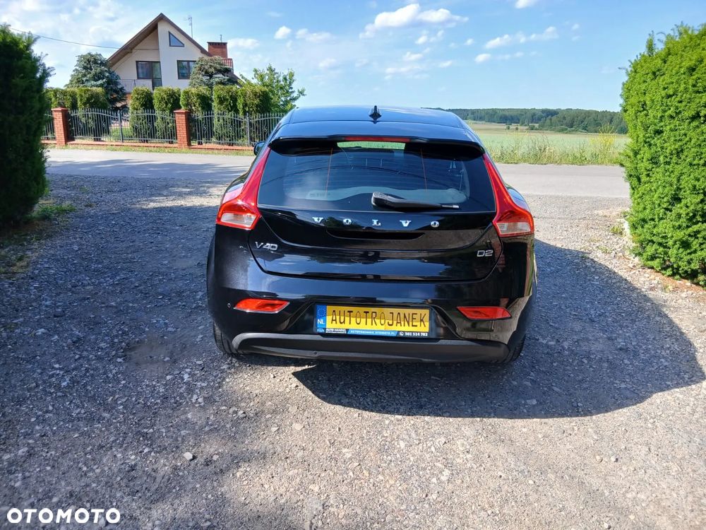 Volvo V40 D2 Momentum - 5