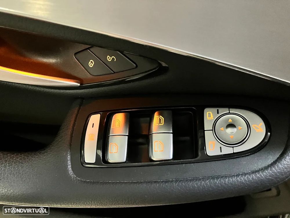 Mercedes-Benz GLC 300 de Coupé 4Matic - 15