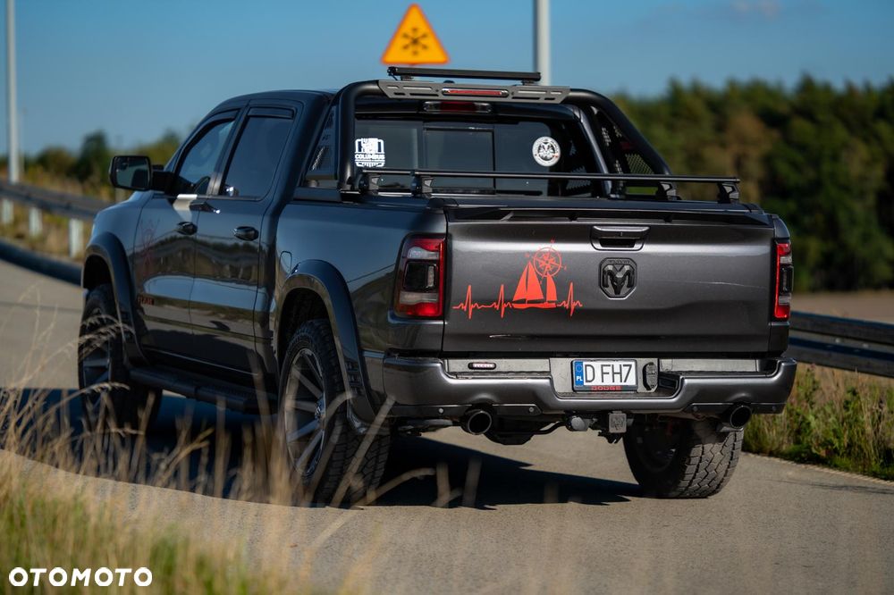 RAM 1500 - 8