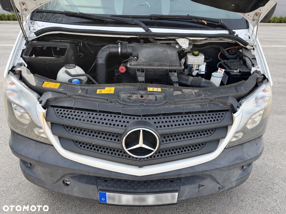 Mercedes-Benz Sprinter - 17