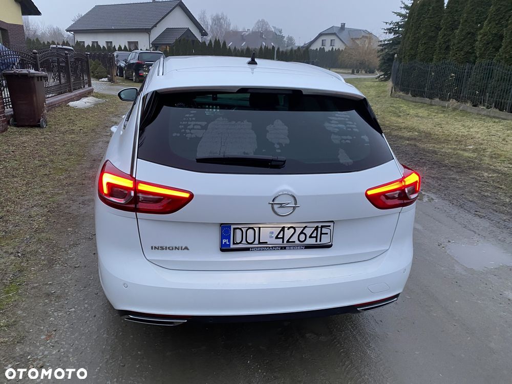 Opel Insignia 2.0 BiTurbo 4x4 Business Innovation - 3