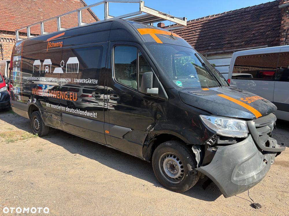 Mercedes-Benz Sprinter - 1