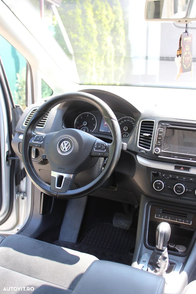 Volkswagen Sharan 2.0 TDI DSG BlueMotion Technology Highline - 9