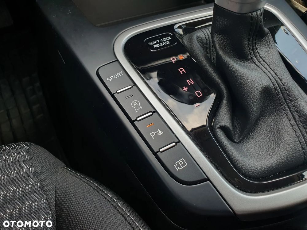 Kia Ceed 1.5 T-GDI M DCT - 39