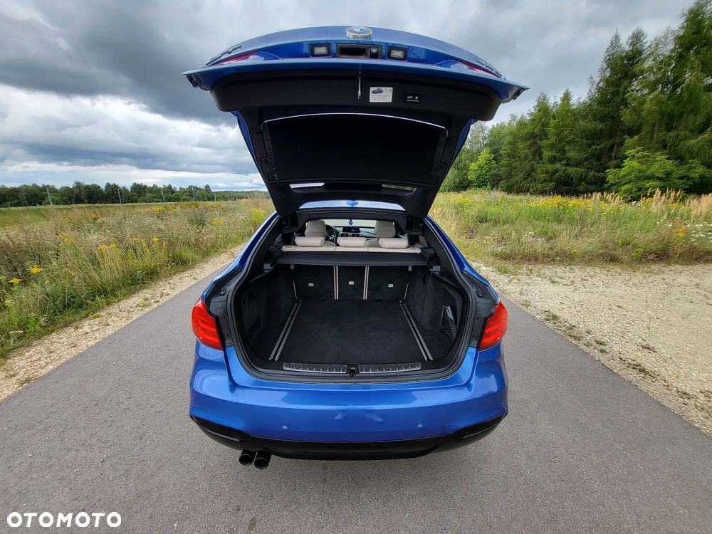BMW Seria 3 328i Touring xDrive Sport-Aut Luxury Line - 33