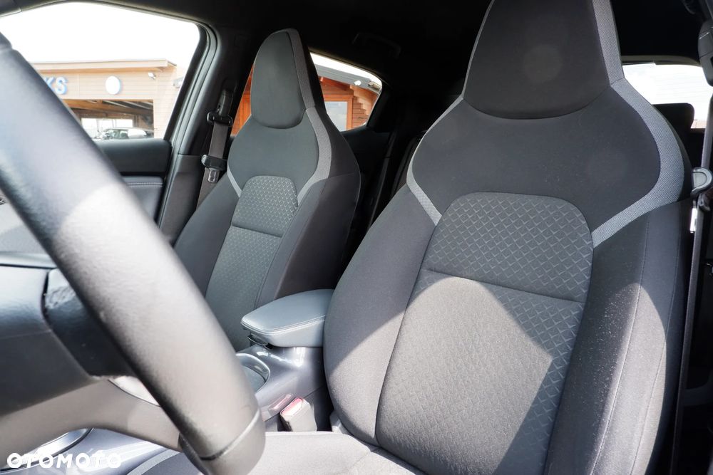 Nissan Juke 1.0 DIG-T Kiiro - 28