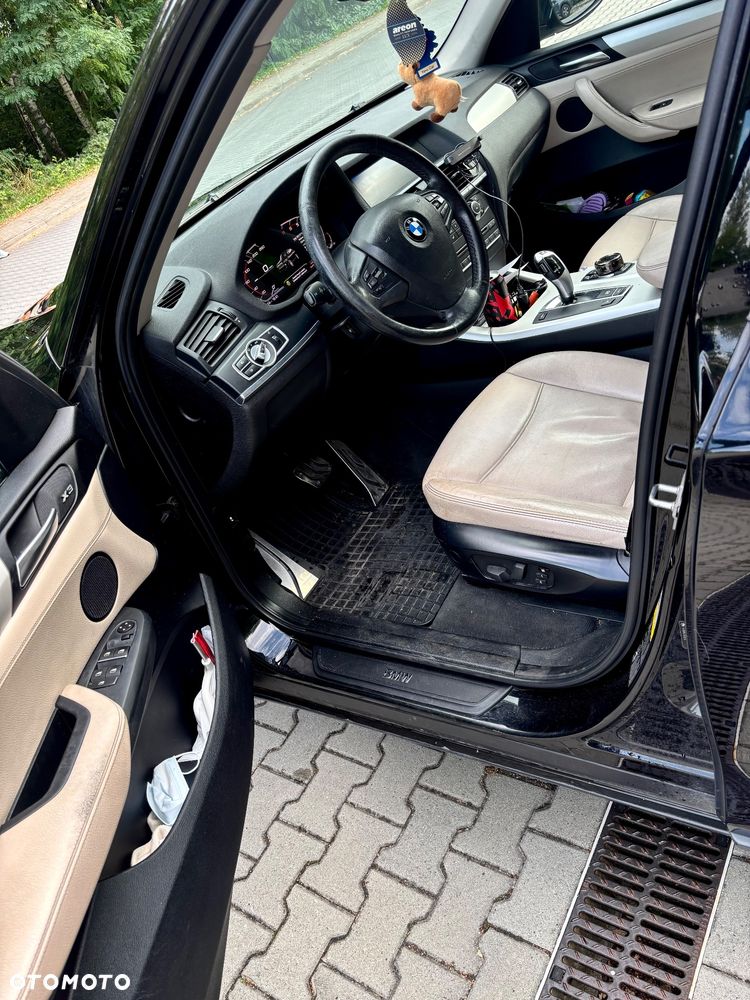 BMW X3 28i xDrive - 14
