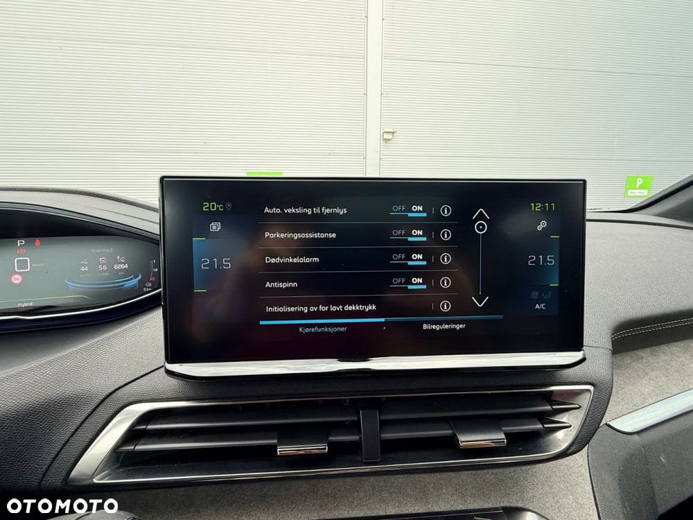 Peugeot 3008 1.6 PureTech HYbrid4 GT S&S EAT8 - 22