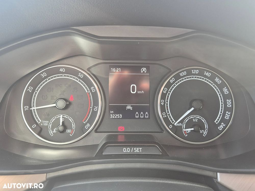 Skoda Kamiq 1.0 TSI Style - 17
