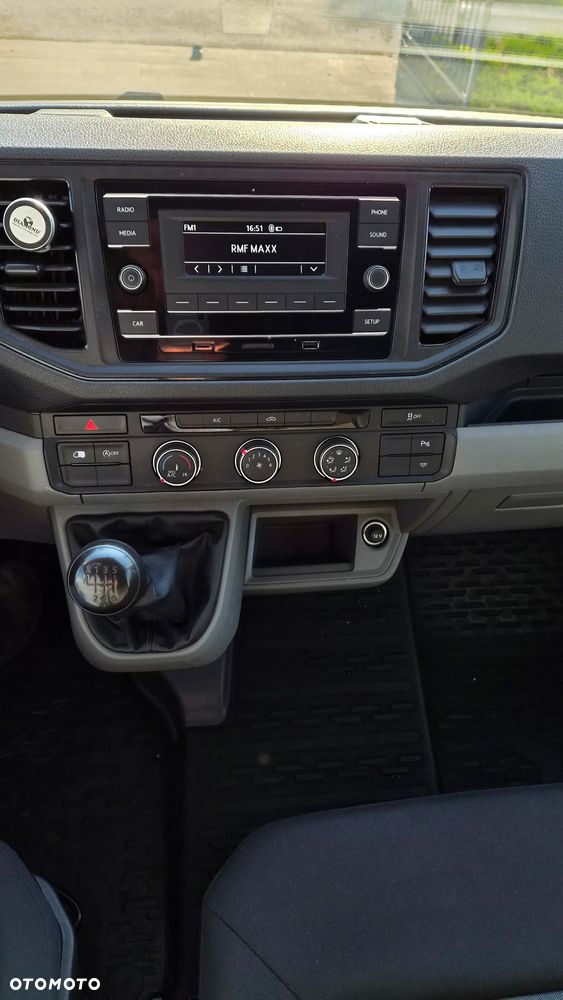 Volkswagen Crafter - 13