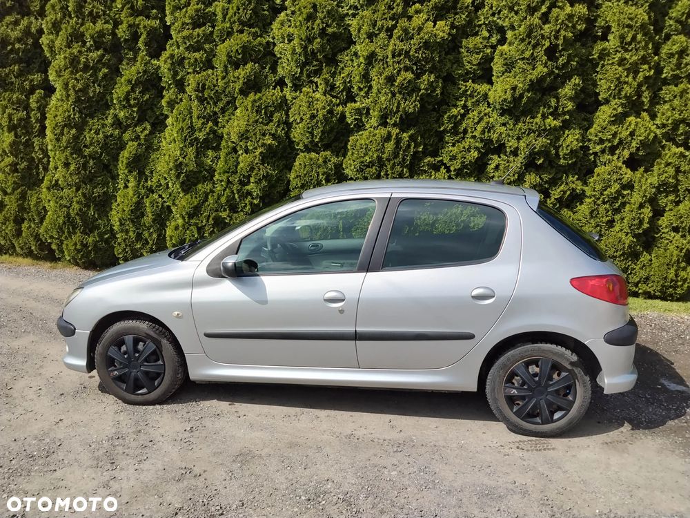 Peugeot 206 - 3