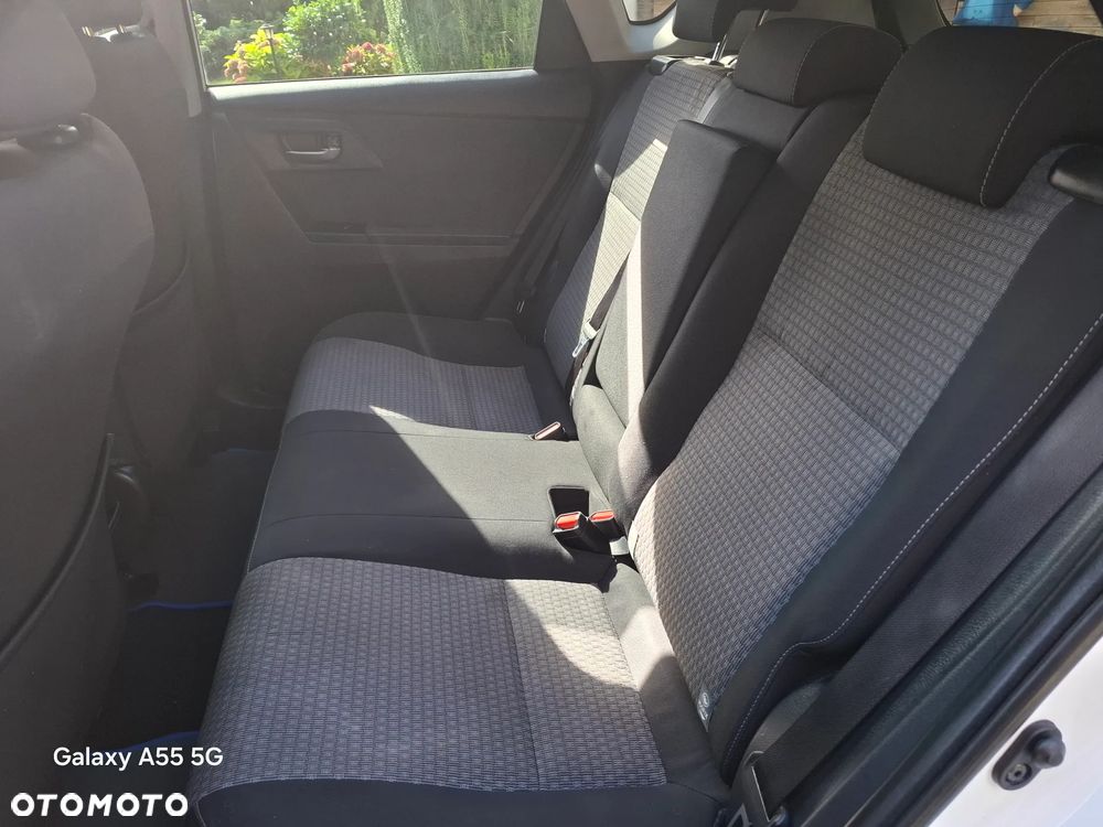 Toyota Auris 1.8 VVT-i Automatik Edition-S - 30